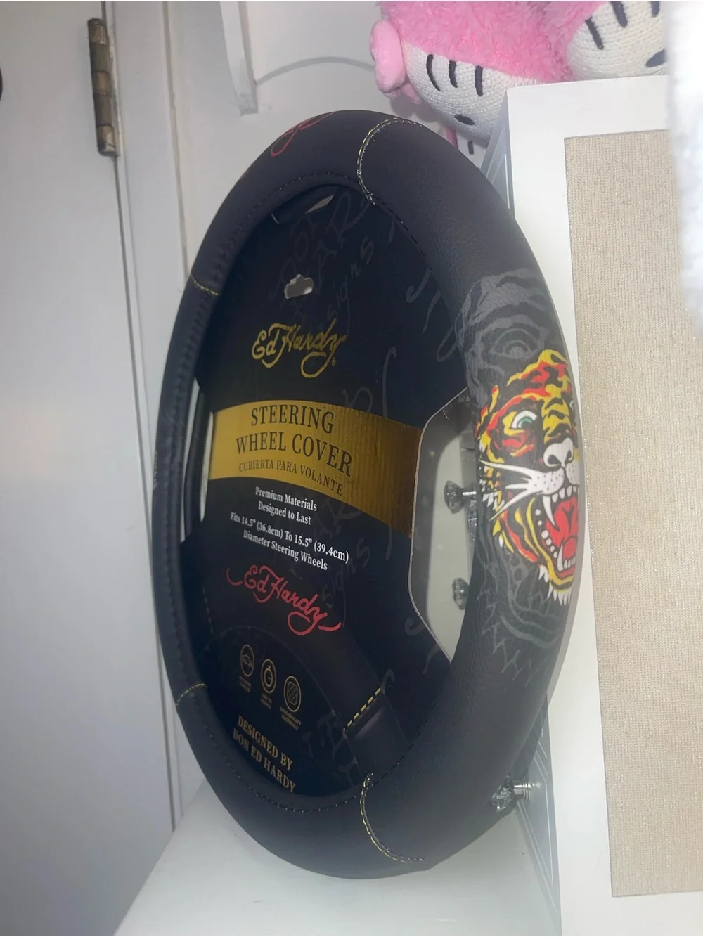 NWT Ed Hardy Steering Wheel Cover